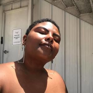 Meet your Posher, Ryann